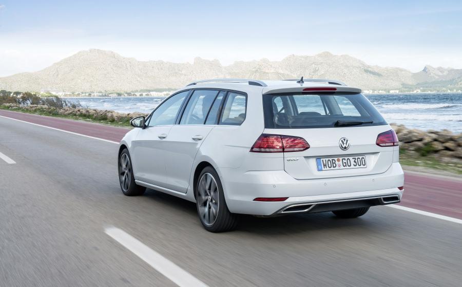  Volkswagen Golf TDI Variant 2017 года  (WW) (фото 7 из 31)